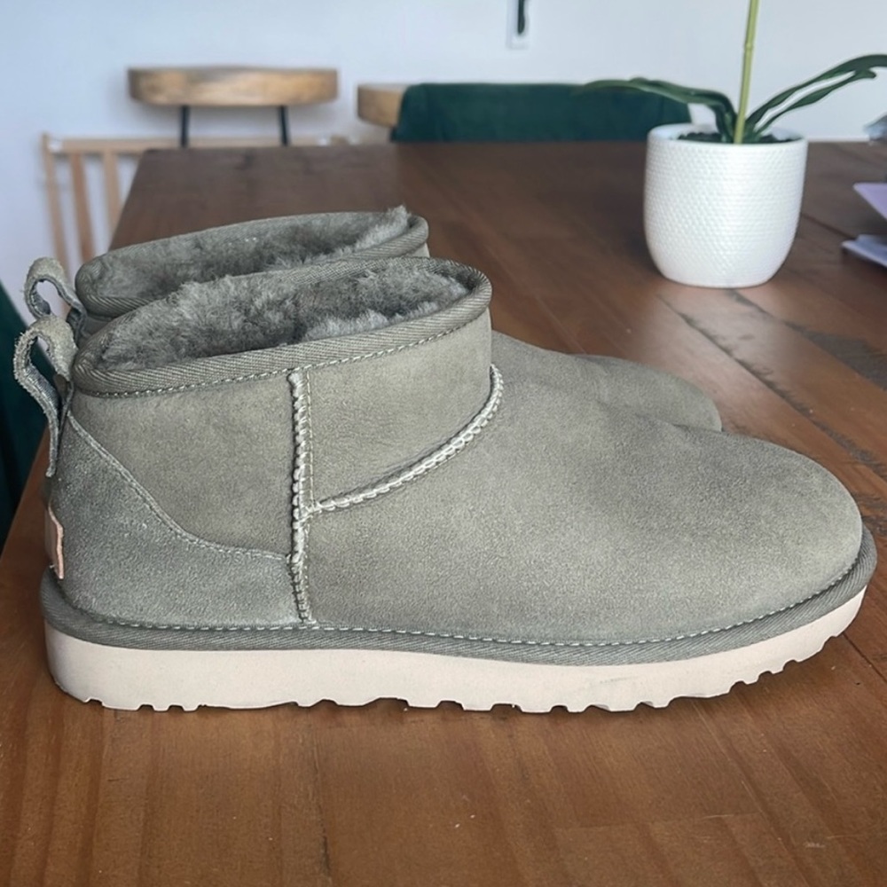 Ultra Mini Uggs - Burnt Olive